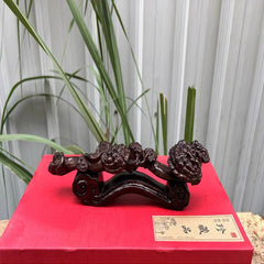 Agarwood "Ruyi Lingzhi" Sculpture