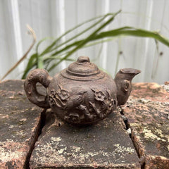 White Kynam Agarwood "Ba Ba Hu" Teapot Sculpture